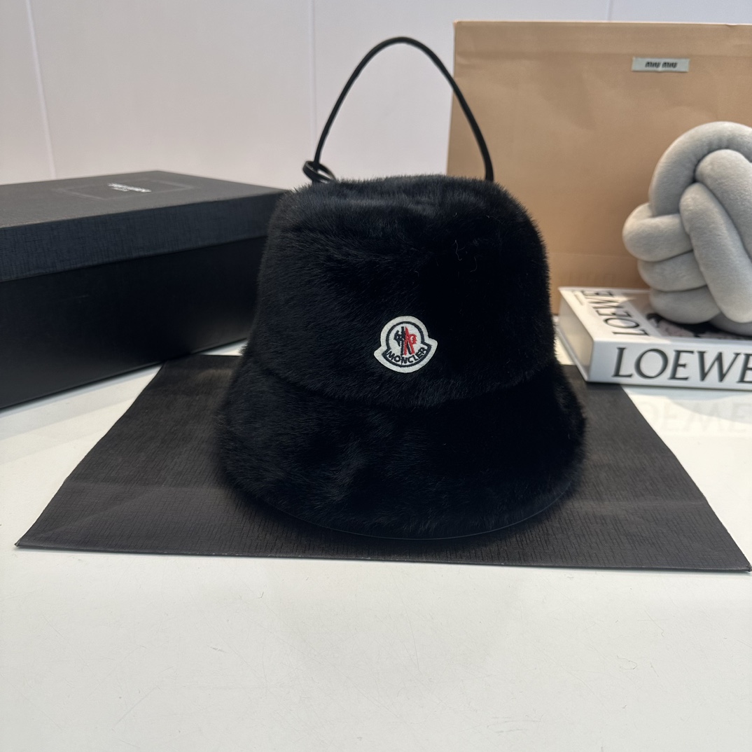 M black white rabbit fur new fur bucket hat