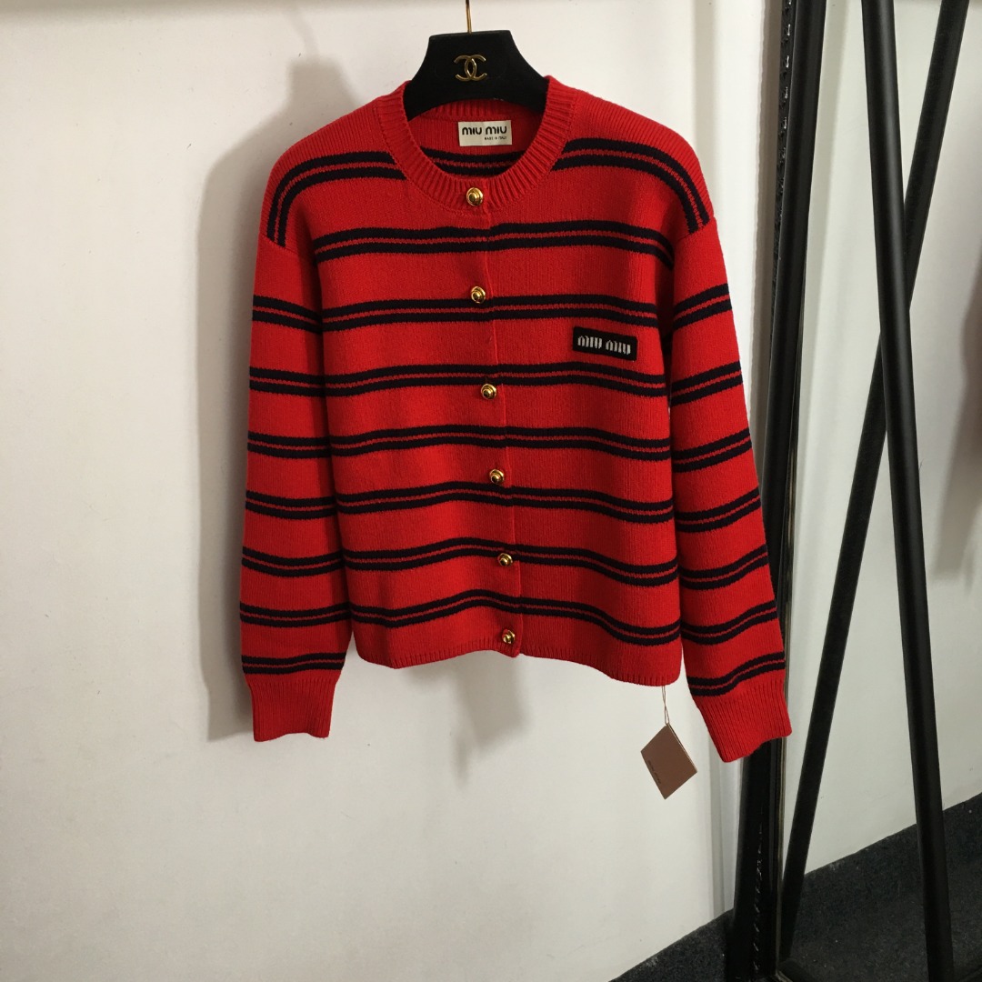 M design new single breasted round neck wool knitted cardigan
