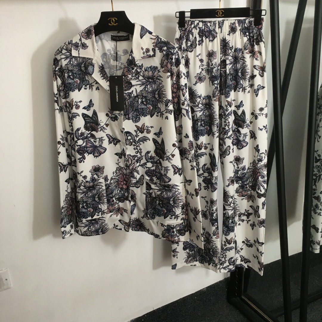 DG new home style pajamas set