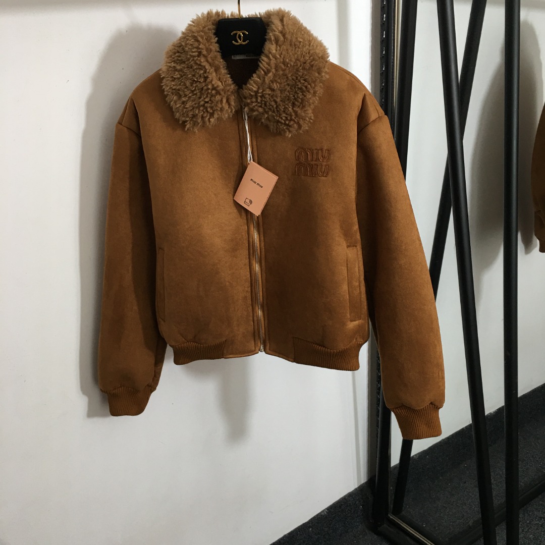 M design simple embroidered logo leather and fur lambskin lining fur collar deerskin suede jacket