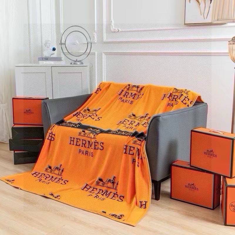 Hermes with gift box comfortable and soft lunch break blanket