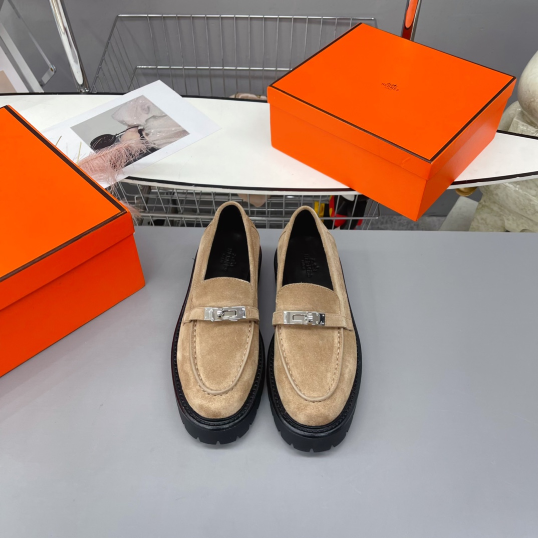 Hermès Kelly buckle loafers