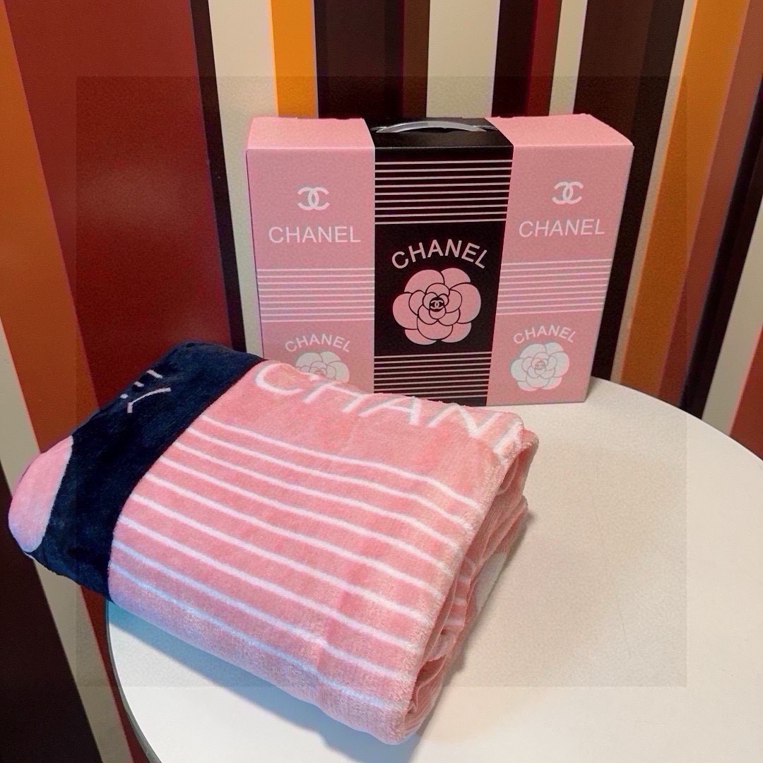 C gift box warm velvet blanket