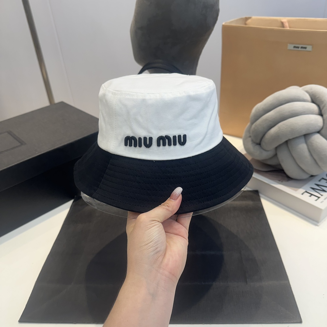 M versatile classic embroidered logo fashionable bucket hat