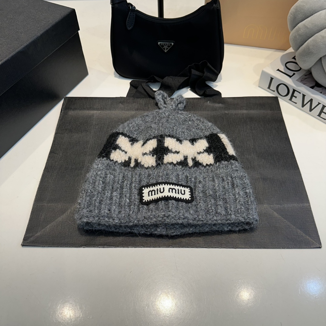 M autumn and winter new wool hat