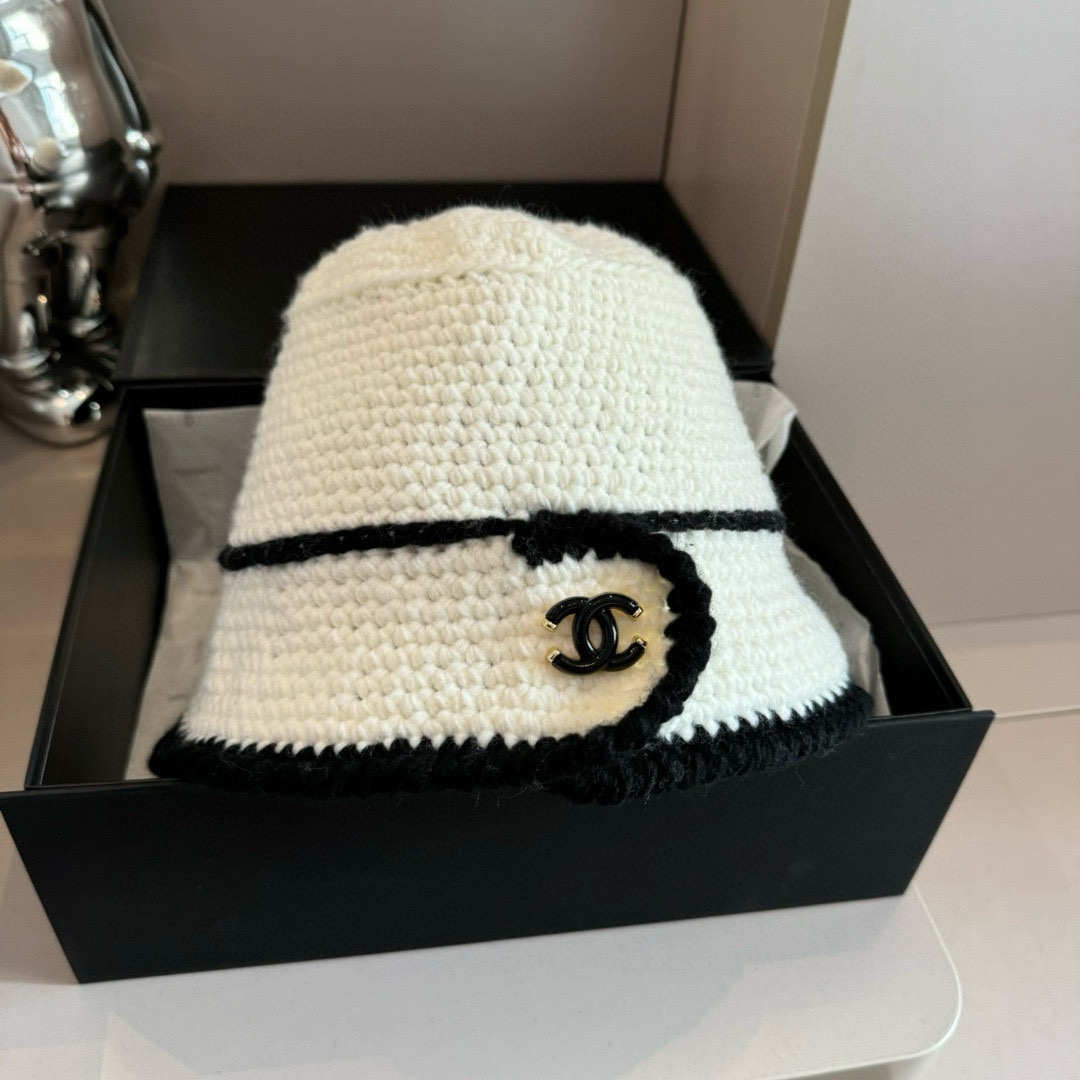 C knitted bucket hat, hand-crocheted knitted hat