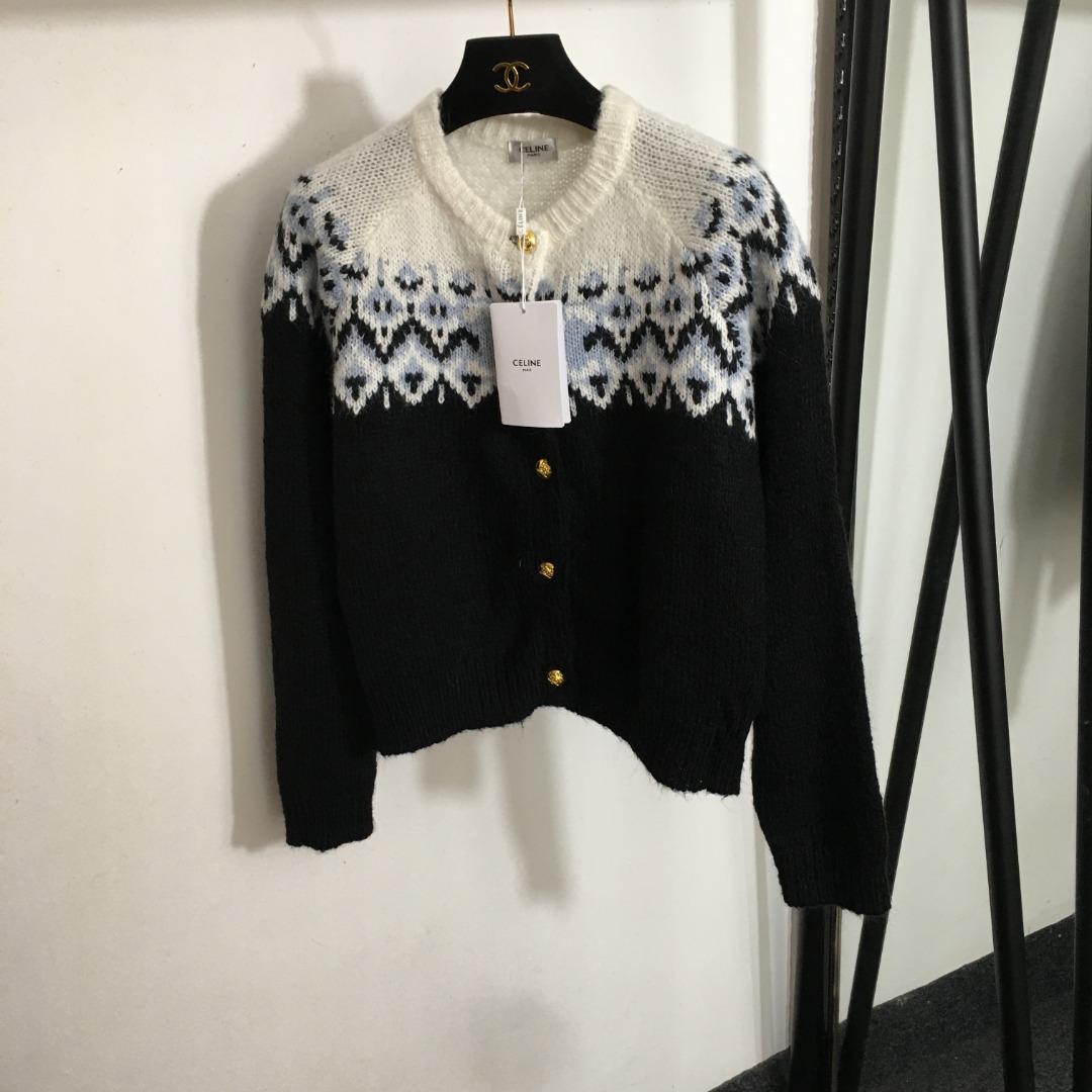 C new single-breasted gold button color matching knitted cardigan
