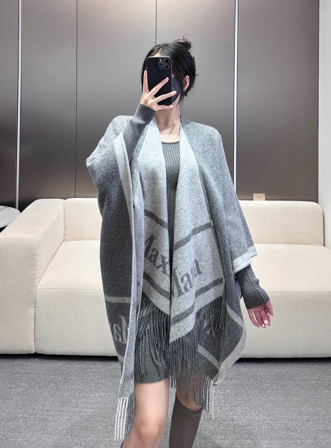 M Double-sided cloak wool scarf
