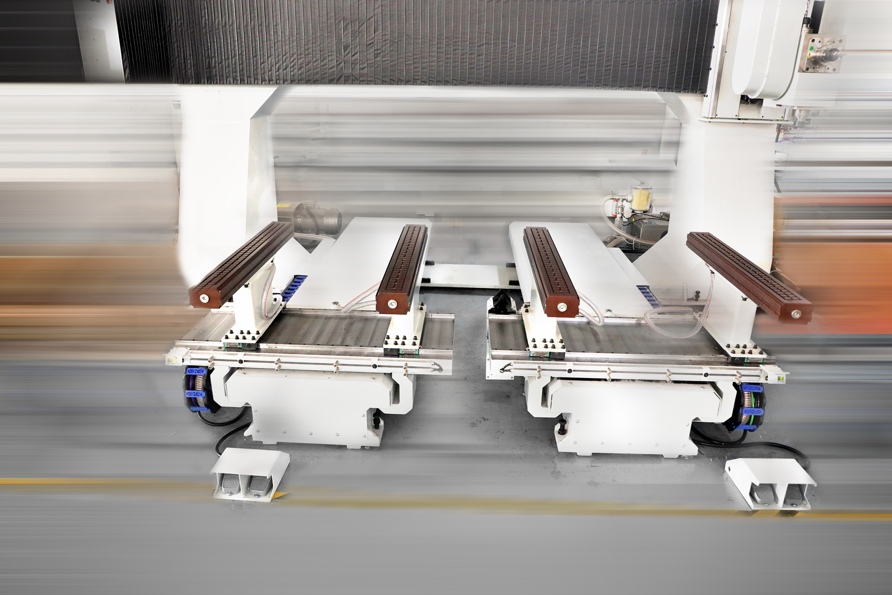 CNC 5 Axis Machining Center