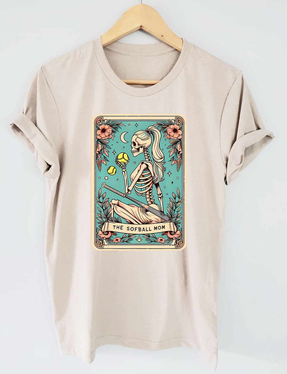 Funny Skeleton Softball Mom Tarot Card T-shirt