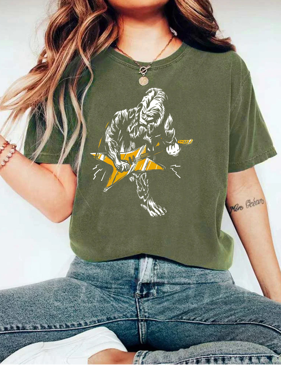 Sasquatch Playing Guitar T-shirt