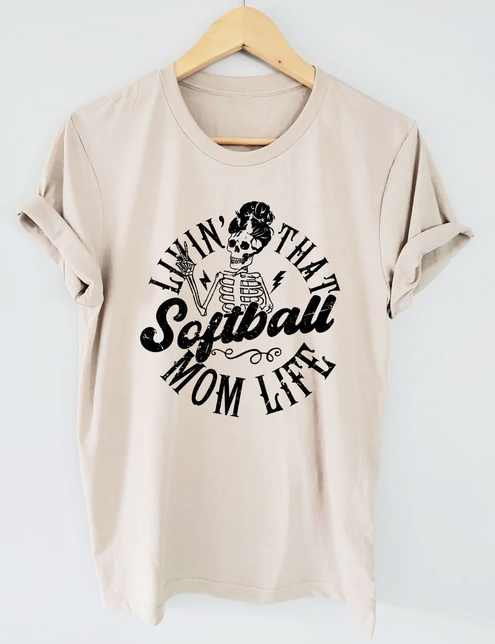 Livin' That Softball Mom Life T-shirt