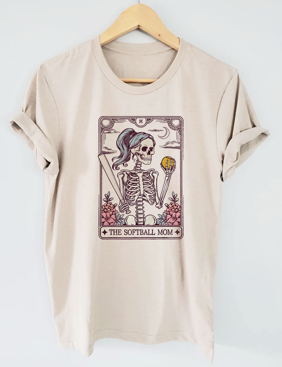 Funny Skeleton Softball Mom Tarot Card T-shirt