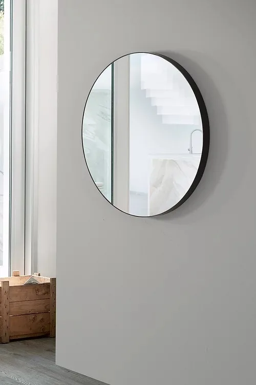 Round defogger LED mirror - multi-room project reference
