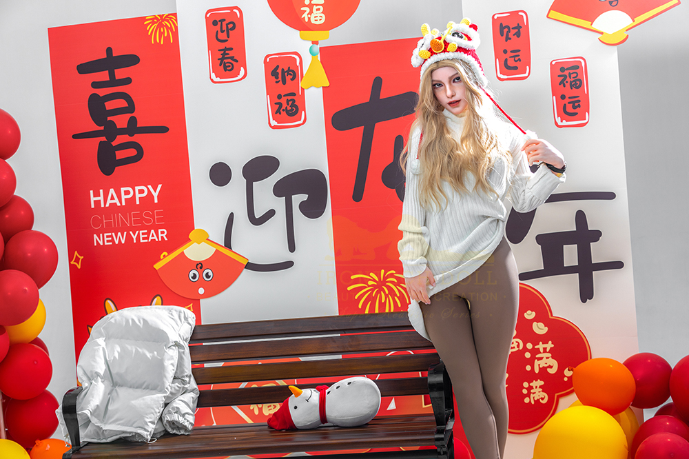 Irontech | Vivian - 5ft 4/163cm B-cup Silicone Sex Doll