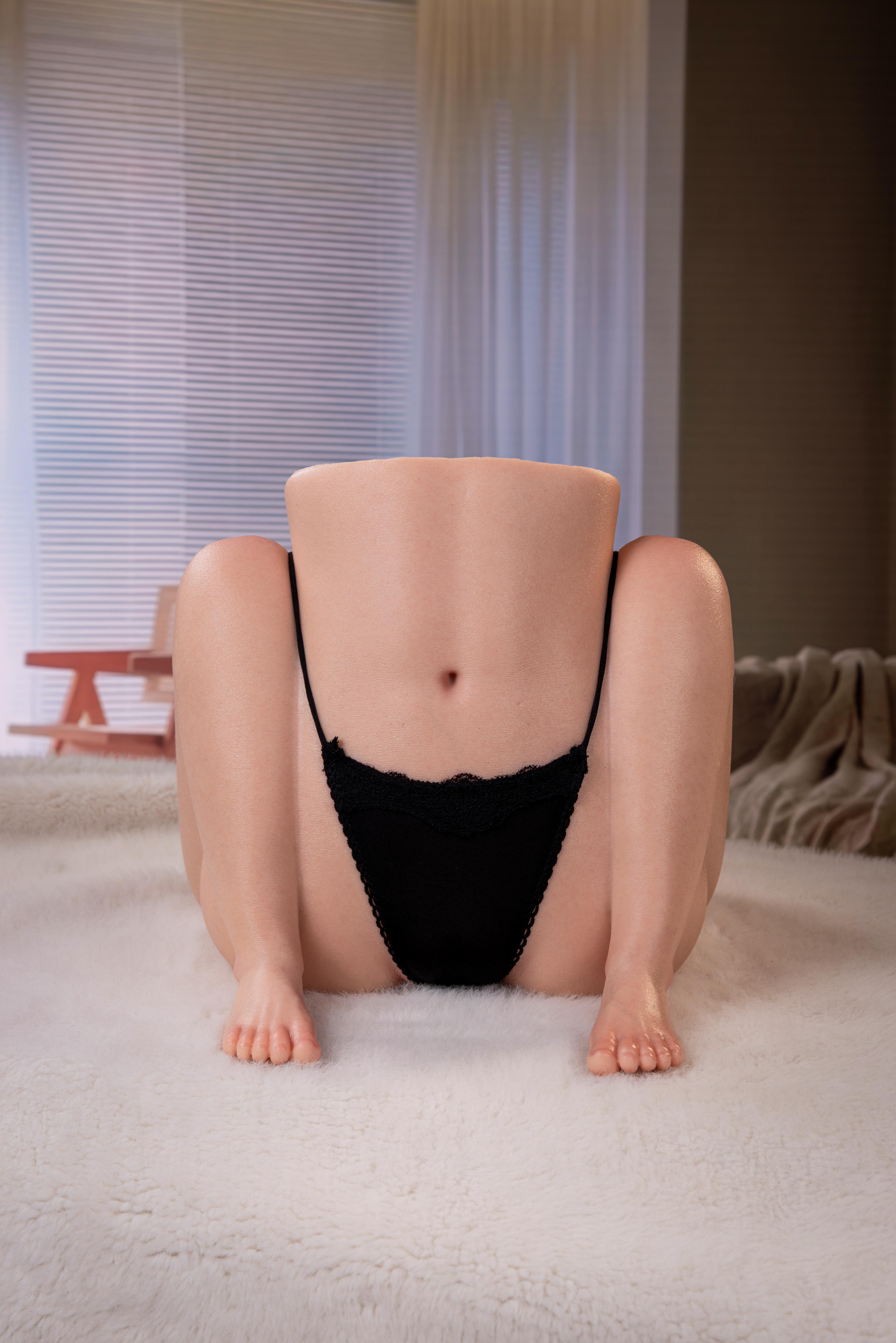 MZR | 28.9lb/13.1kg Silicone Torso Sex Doll With Realistic Skin Texture