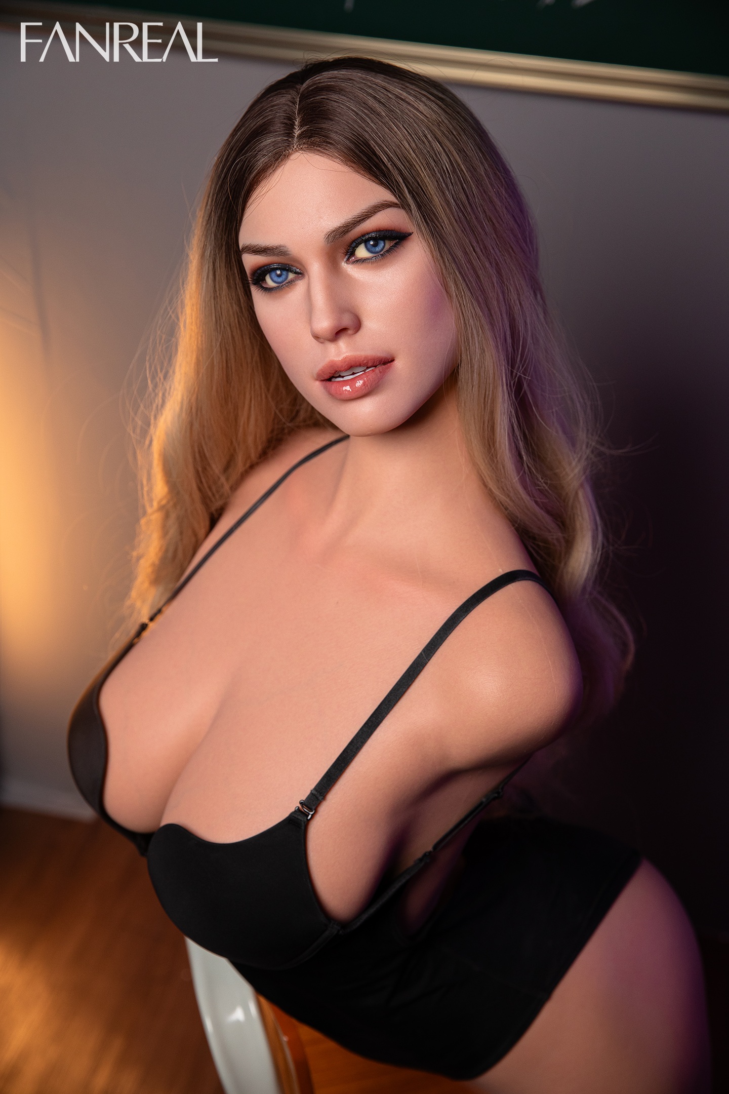 FanReal | Della - 3ft 6/111cm F-Cup Hot Teacher ROS Head Silicone Sex Torso