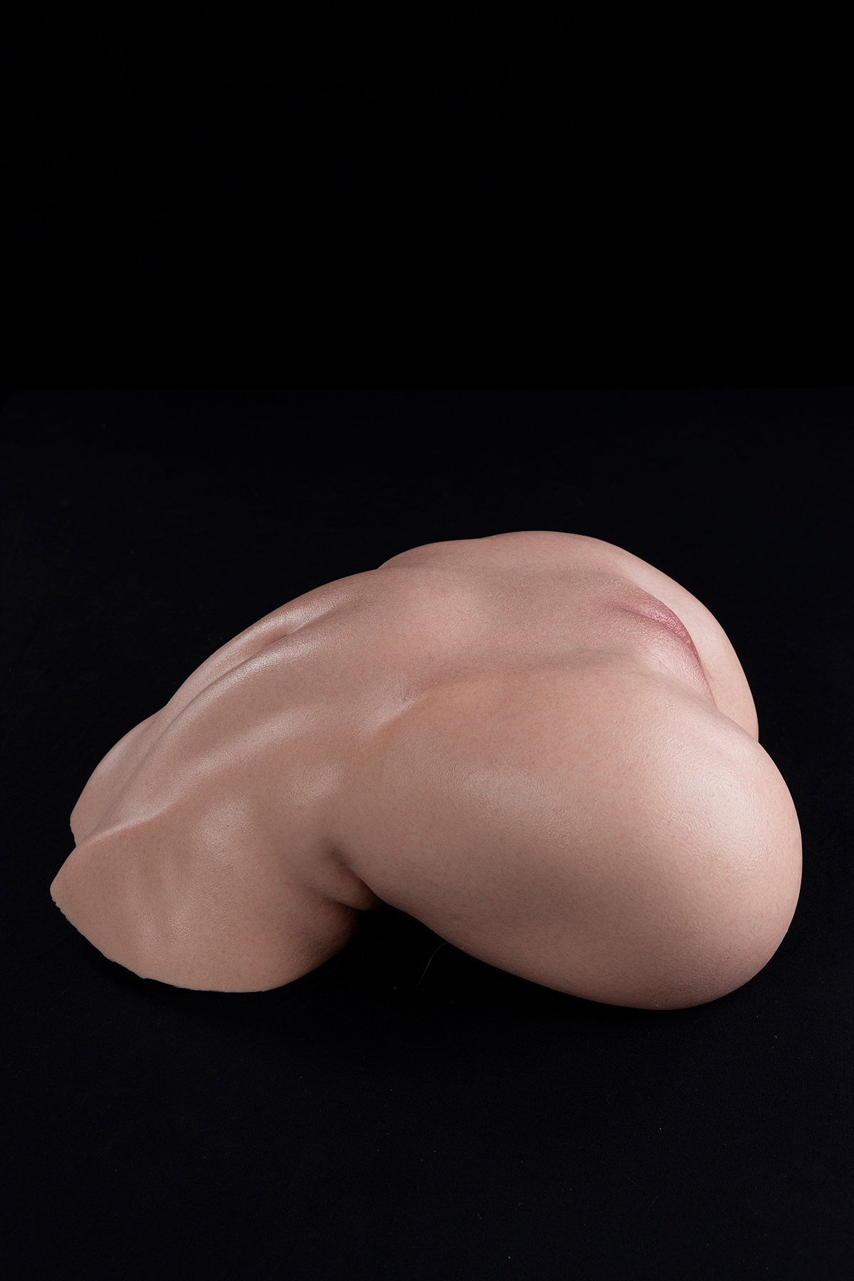 Tinglise |  Lila 31.5in / 80cm Silicone Butt Torso with Arched Lower Back(In Stock US)