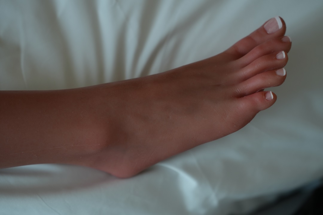 Kensley - Ultra Light 5ft6 /170cm D-cup Movable Jaw Silicone Sex Doll