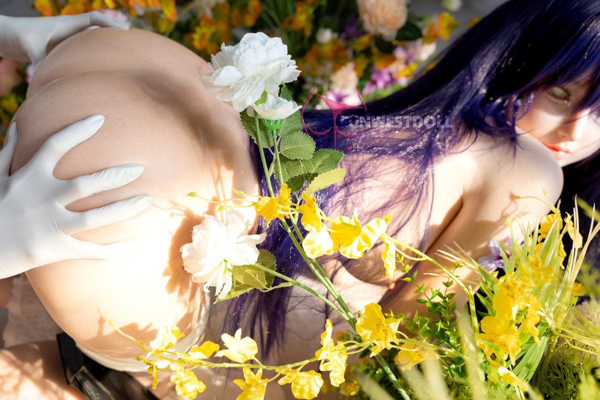 Funwest | 159cm (5'3") -A Cup Full Silicone Sex Doll -Amy(In Stock US)