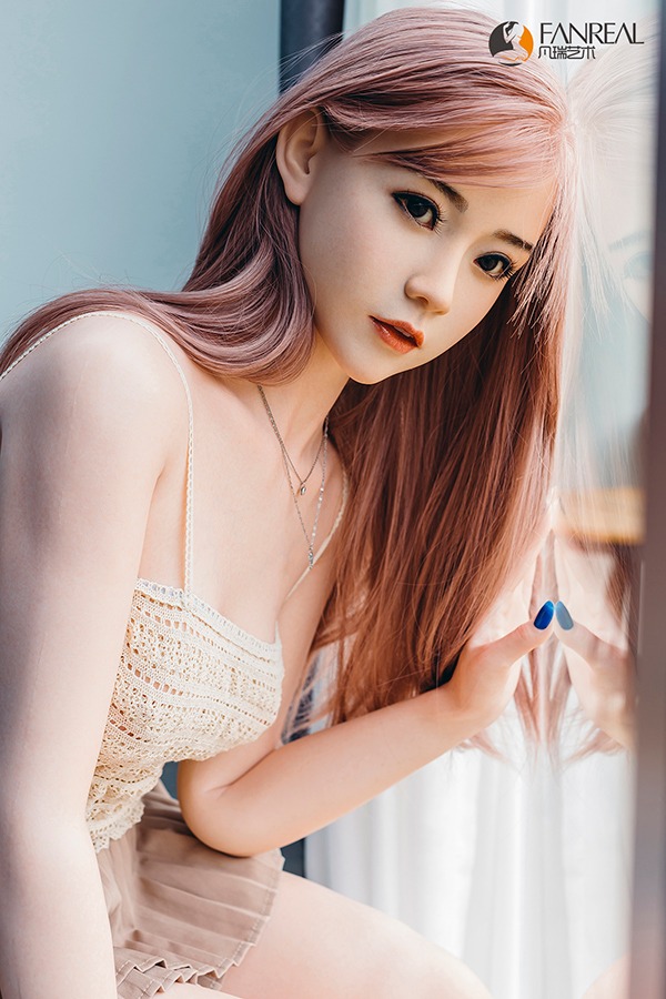 FanRealحQian �C 158cm/5ft2 C-cup Small Breasts Silicone Sex Doll
