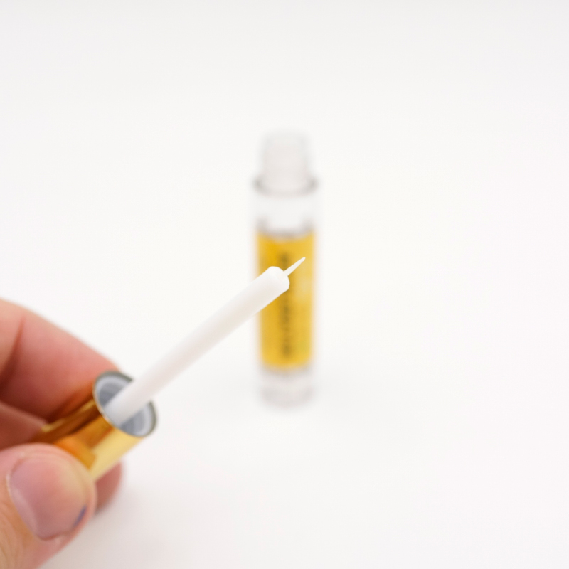 Lash Glue Accelerator