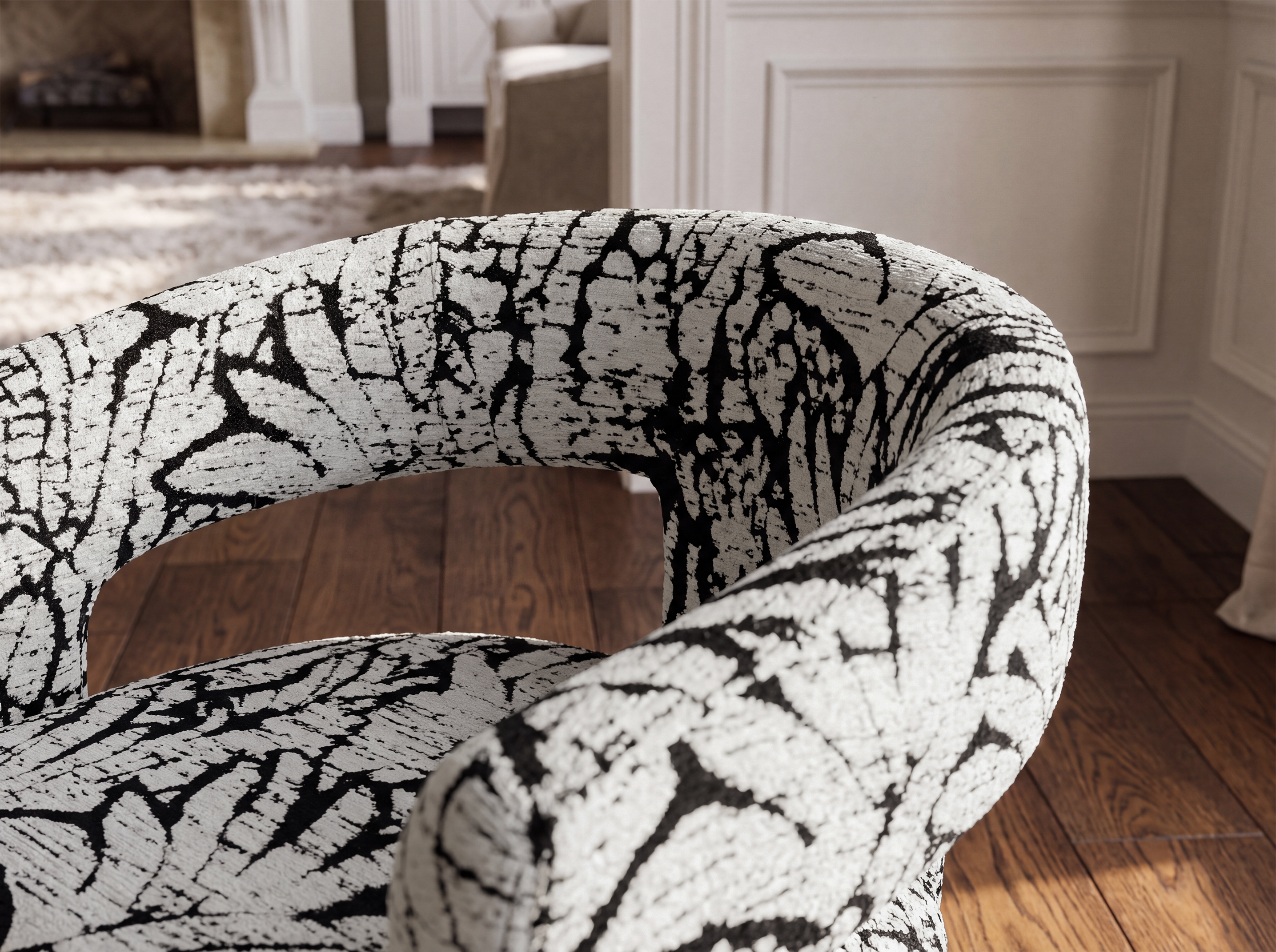 Unboxing a fully assembled Dove Dining Chair