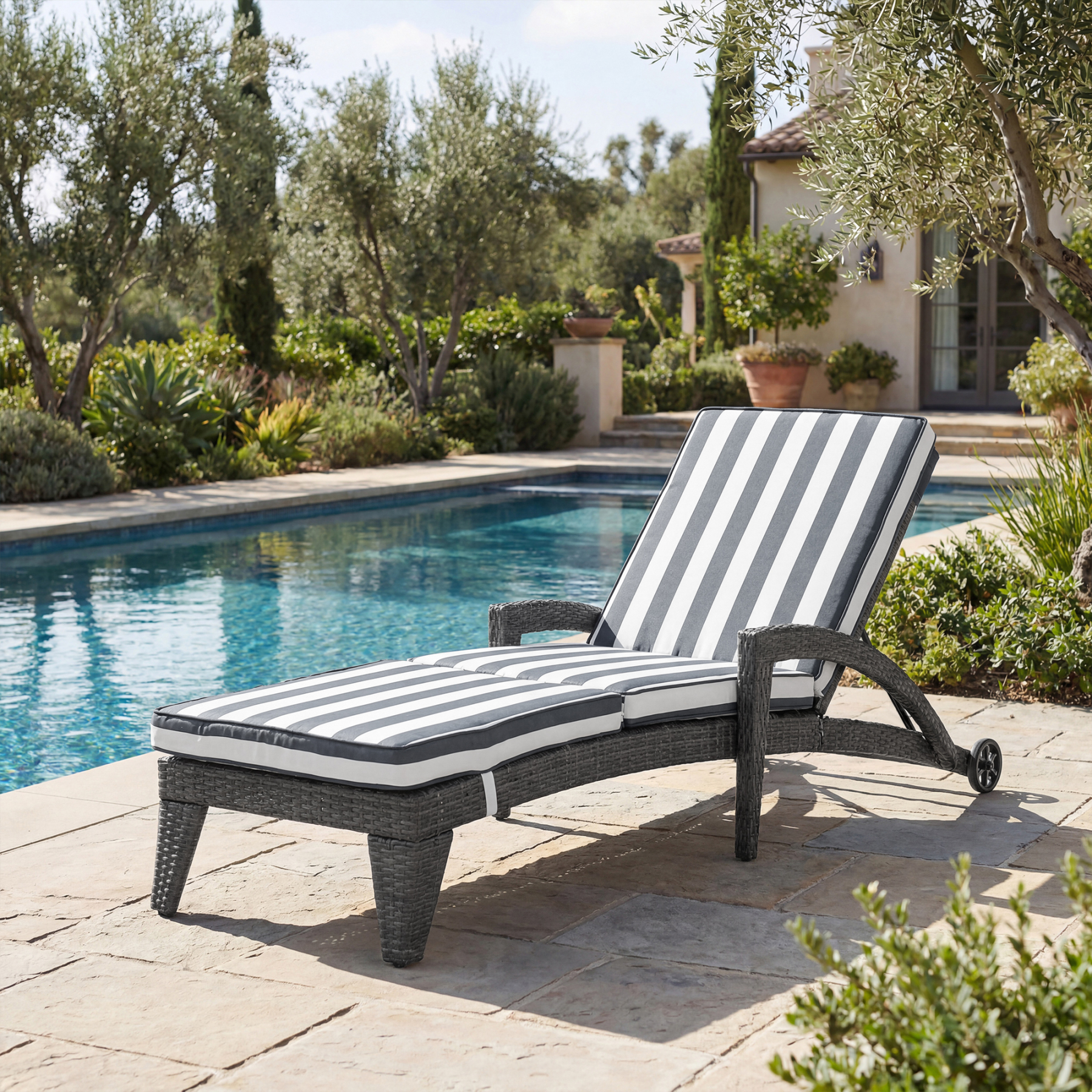 Brich Rattan Chaise Lounge (Set of 2)