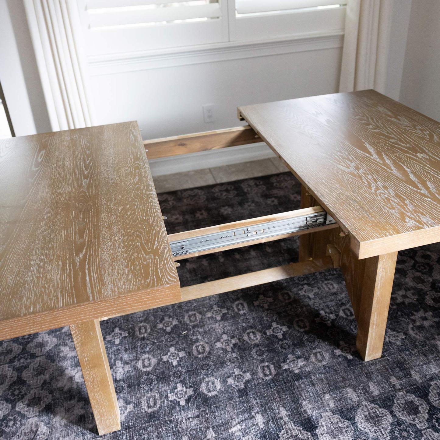 Flex Extendable Dining Table 54"-72"