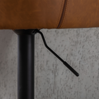 Kealey Counter & Bar Stools (Set of 2)
