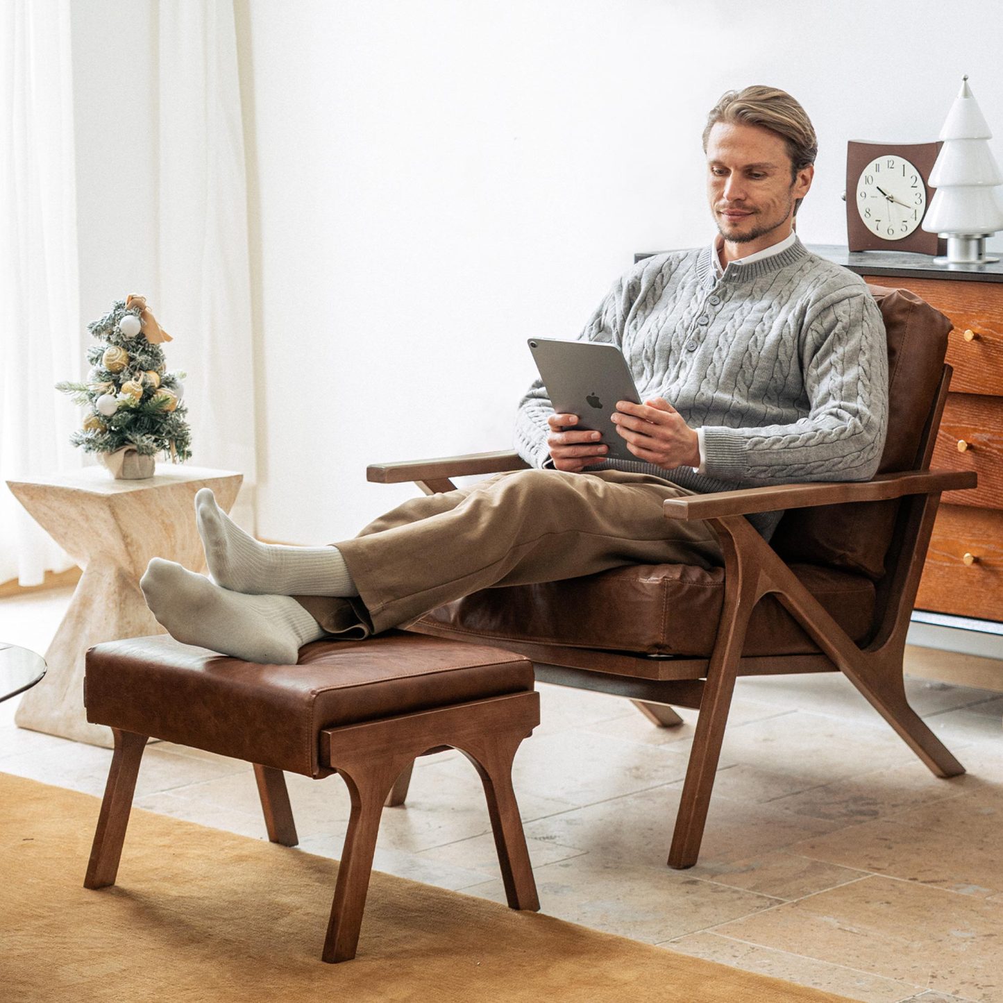 Charles Lounge Armchair