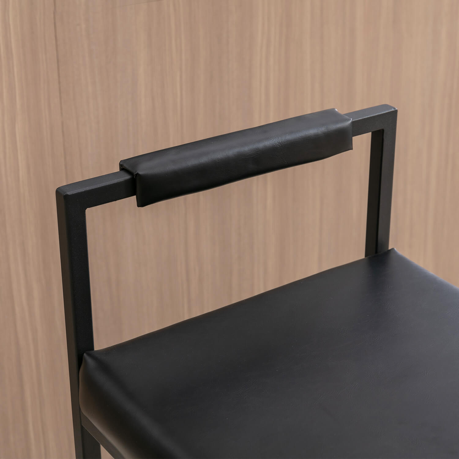 Dino Bar & Counter Stools (Set of 2)
