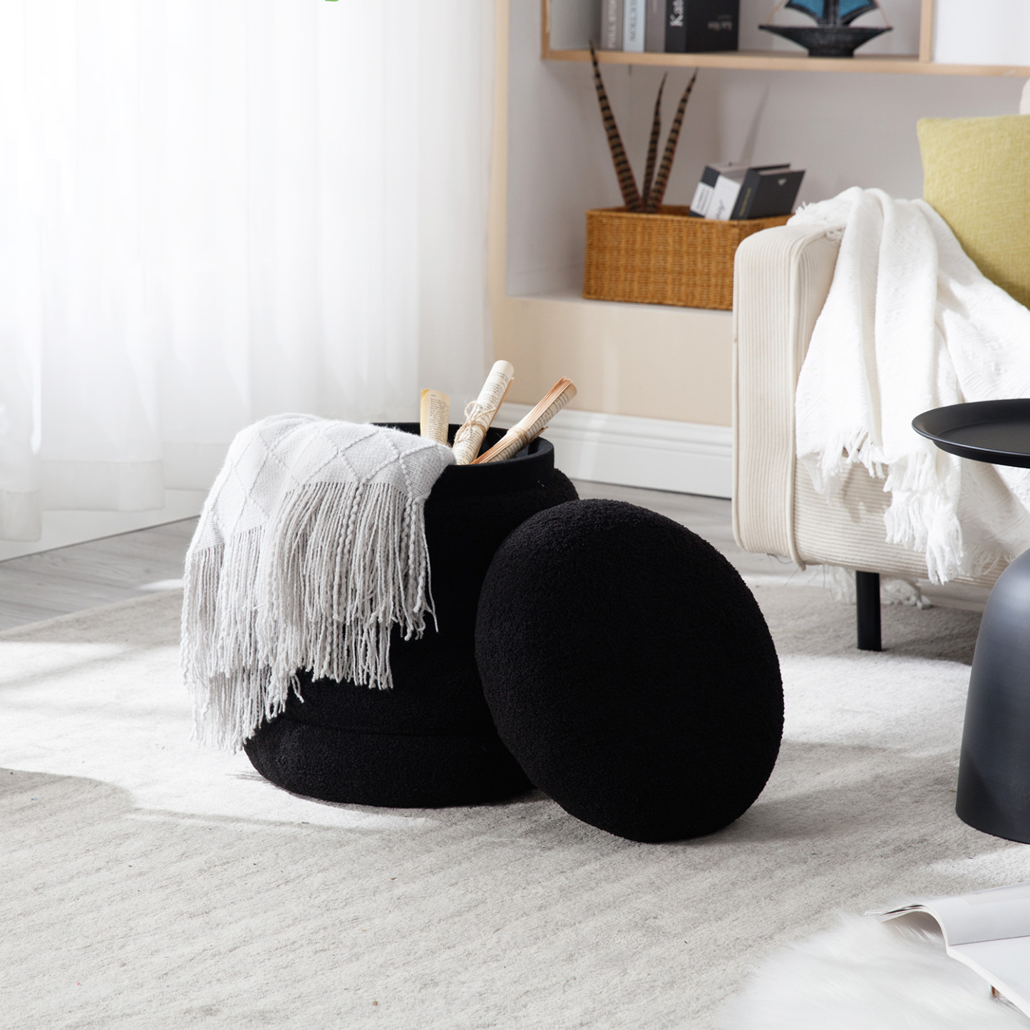 Teddy 15'' Round Storage Ottoman Bench