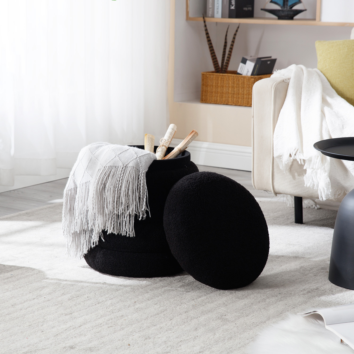 Teddy 15'' Round Storage Ottoman Bench