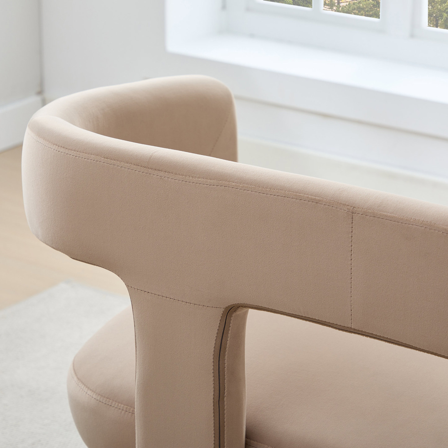 Dove 47'' Bench with Back