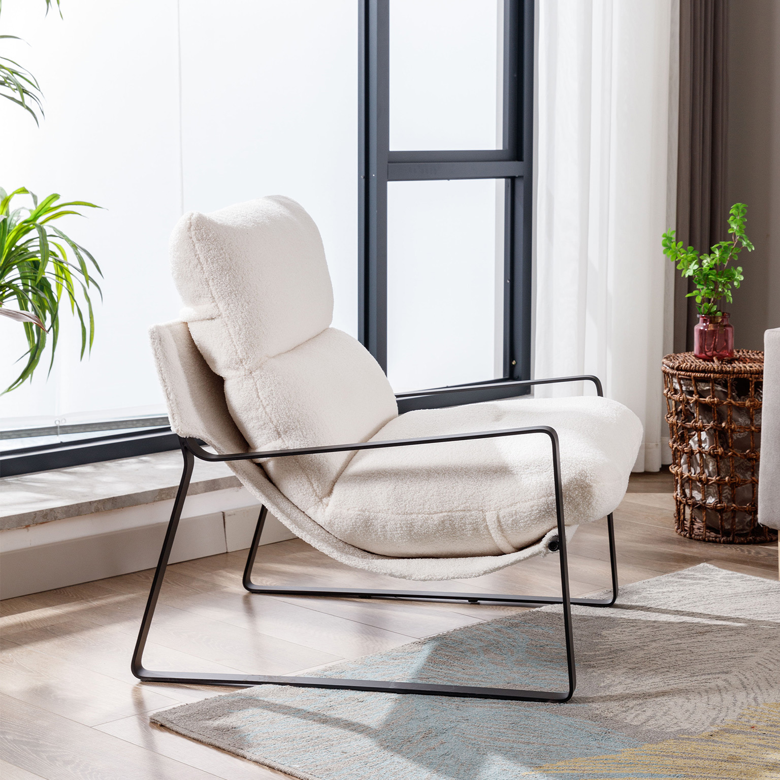 Avery Lazy Armchair