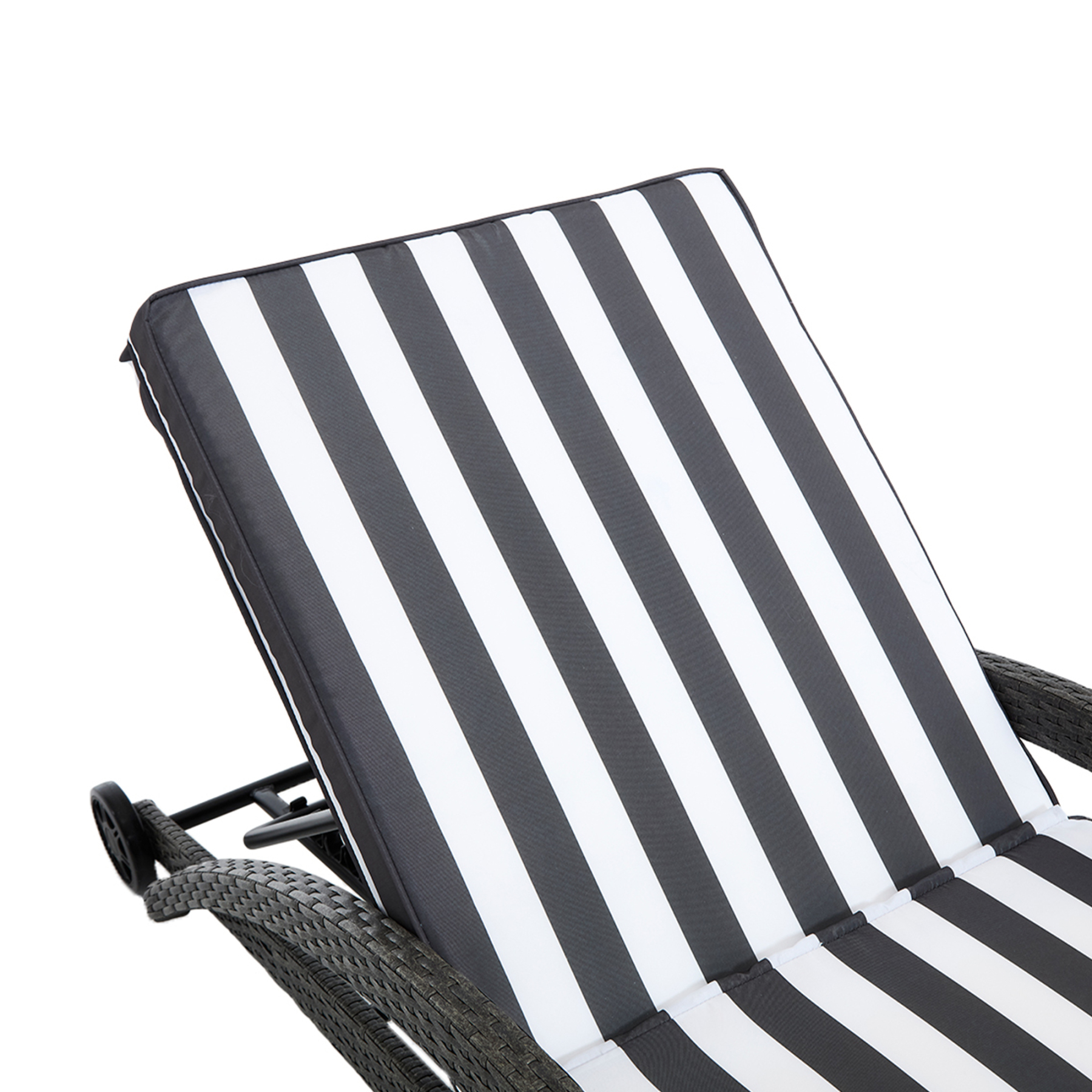 Brich Outdoor Chaise Lounge