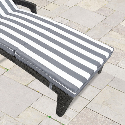 Brich Outdoor Chaise Lounge (Set of 2)