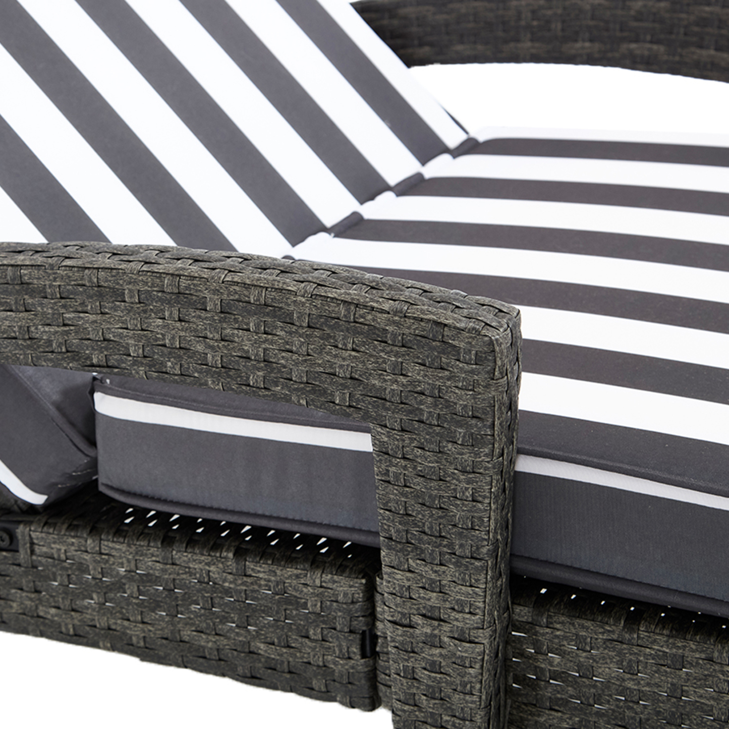 Brich Outdoor Chaise Lounge