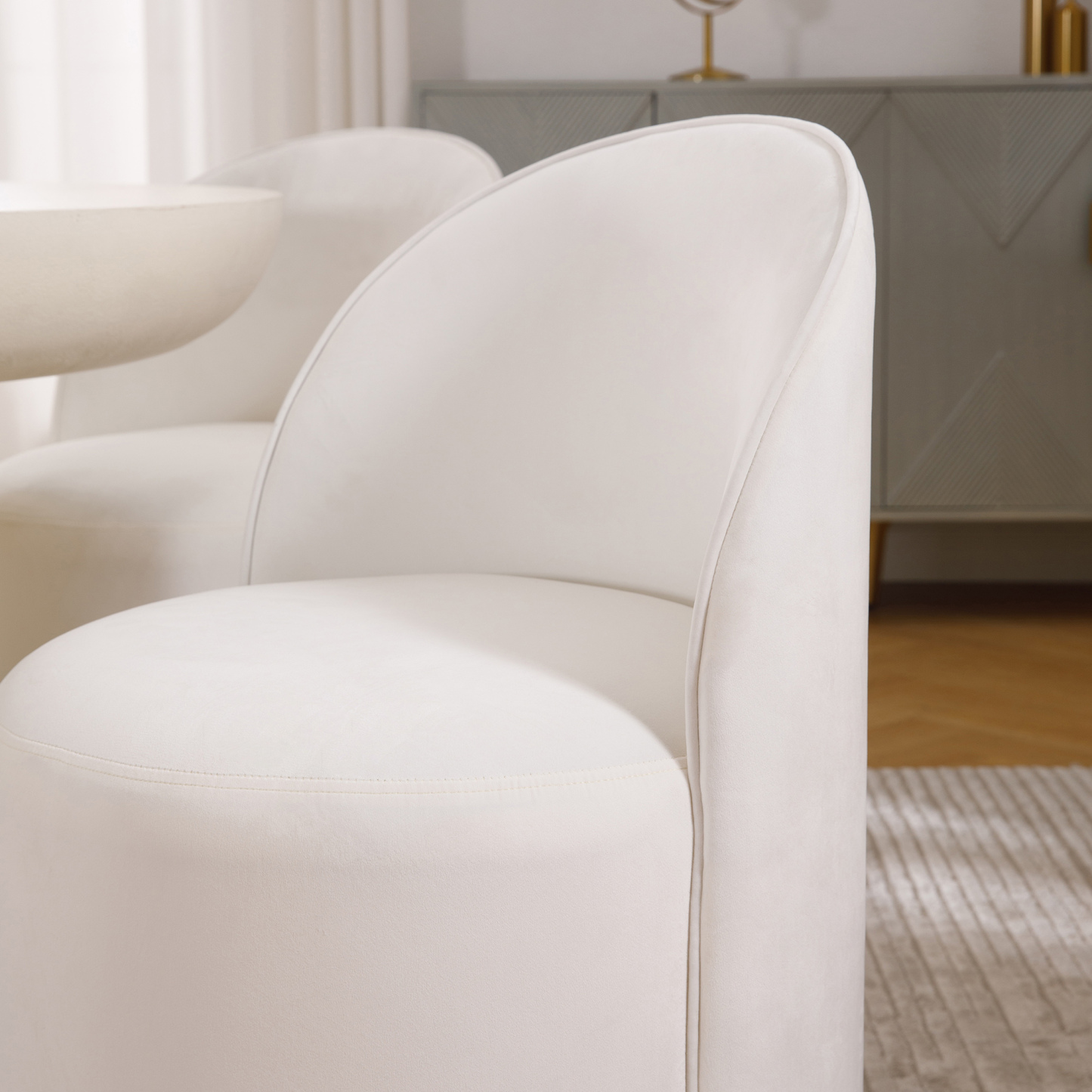 Ryan Swivel Dining Chair