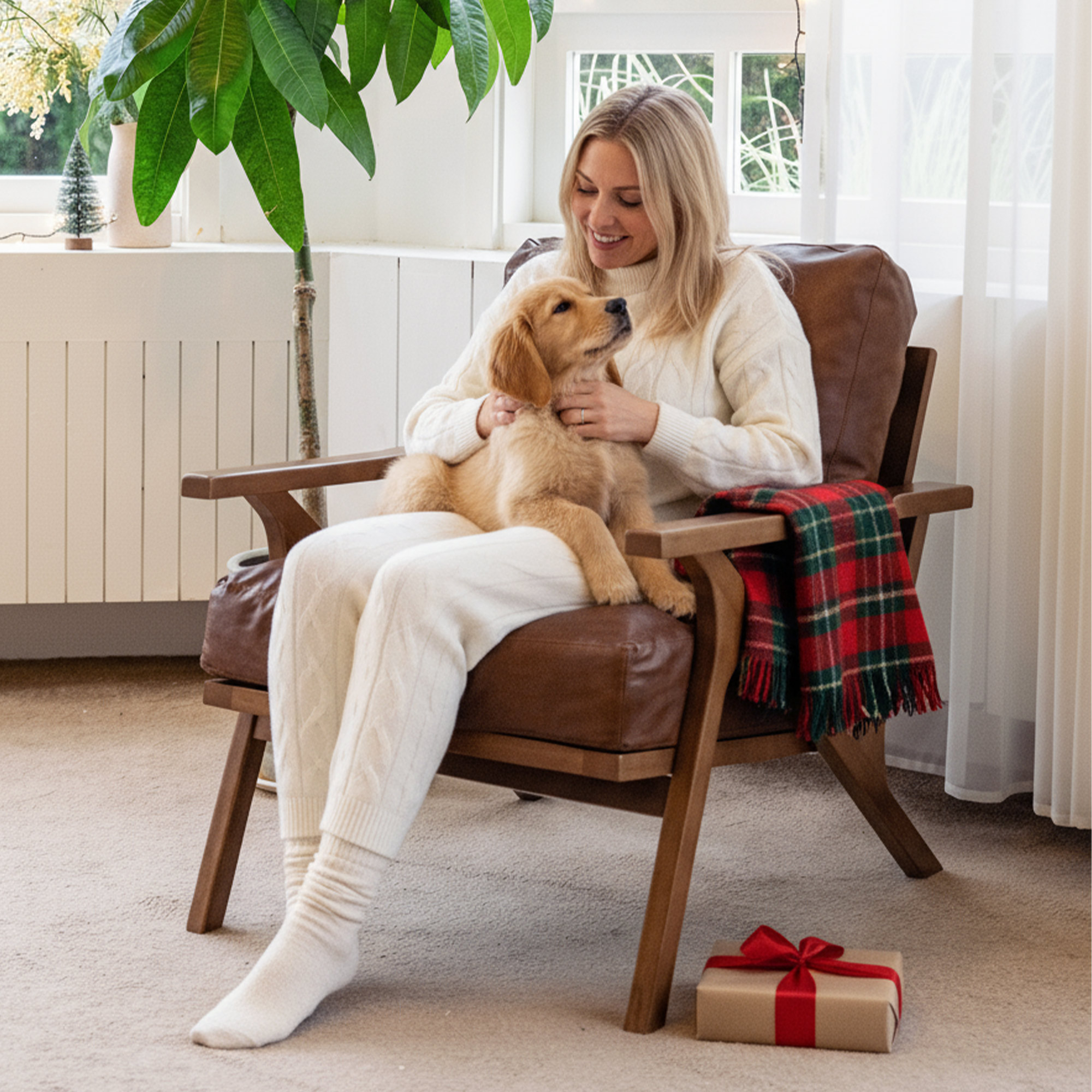 Charles Lounge Armchair