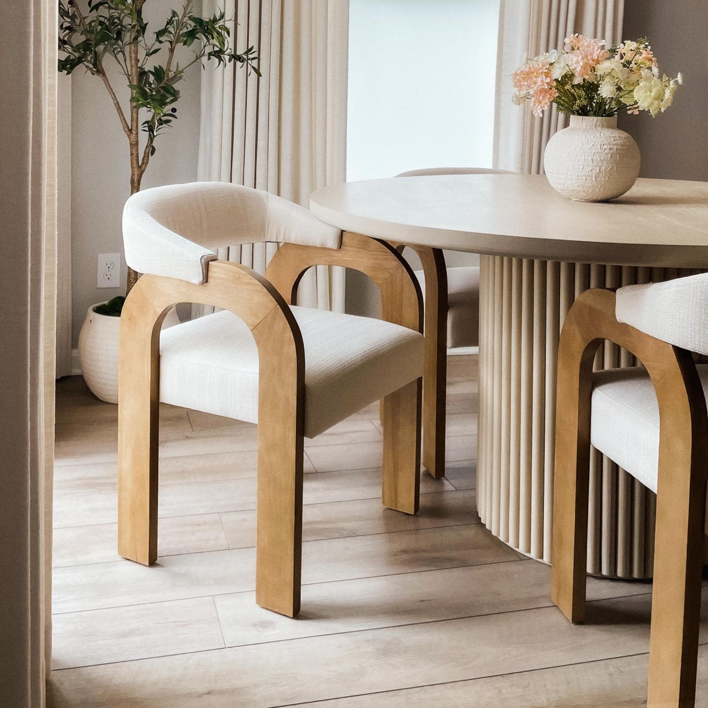 Clara Mid Century Modern Dining Chairs (Set of 2)