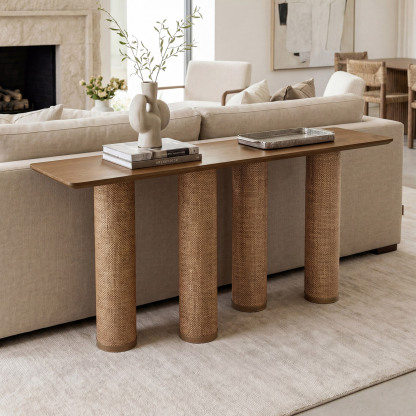 Cordic Enterway Table