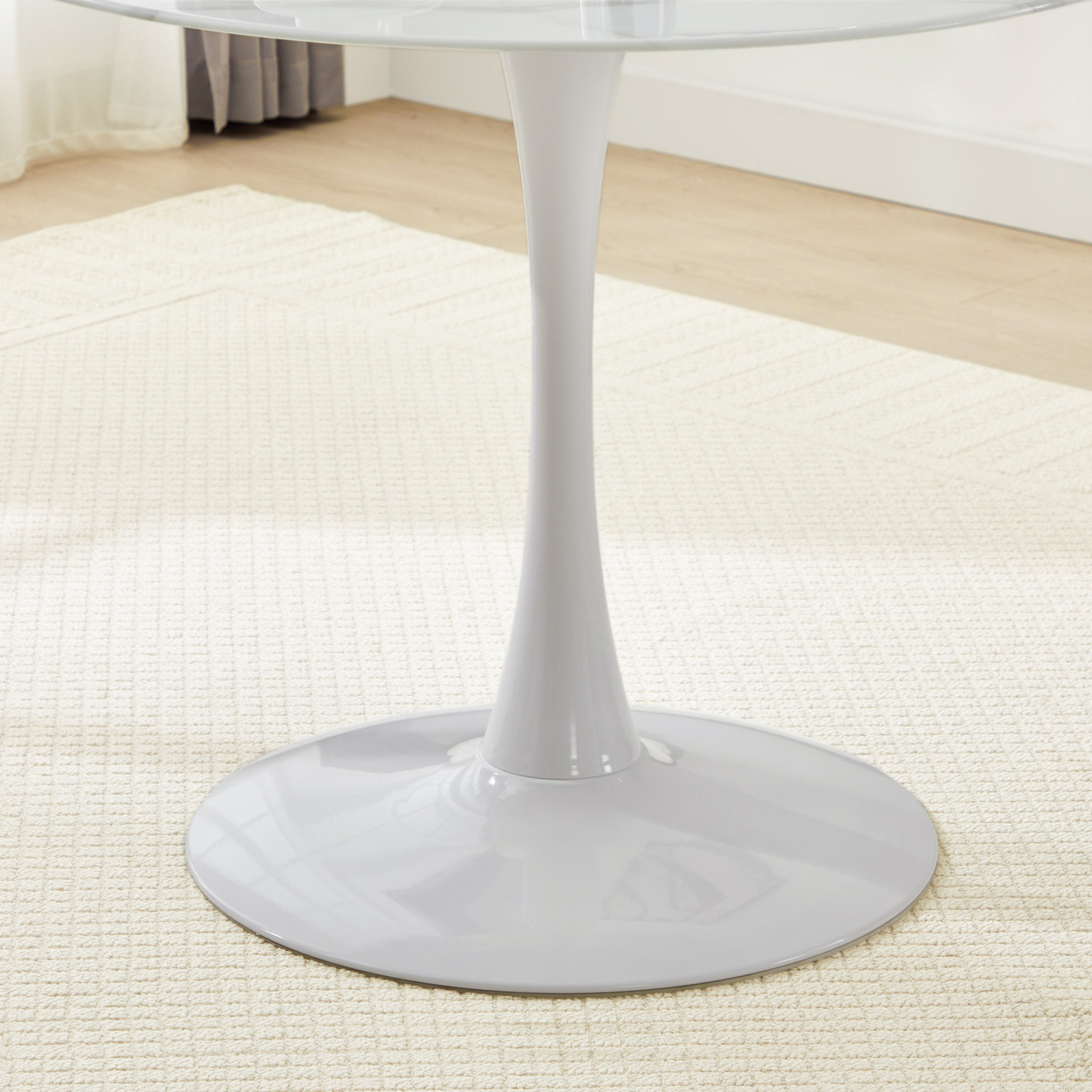 35'' Tulip White Dining Table Set