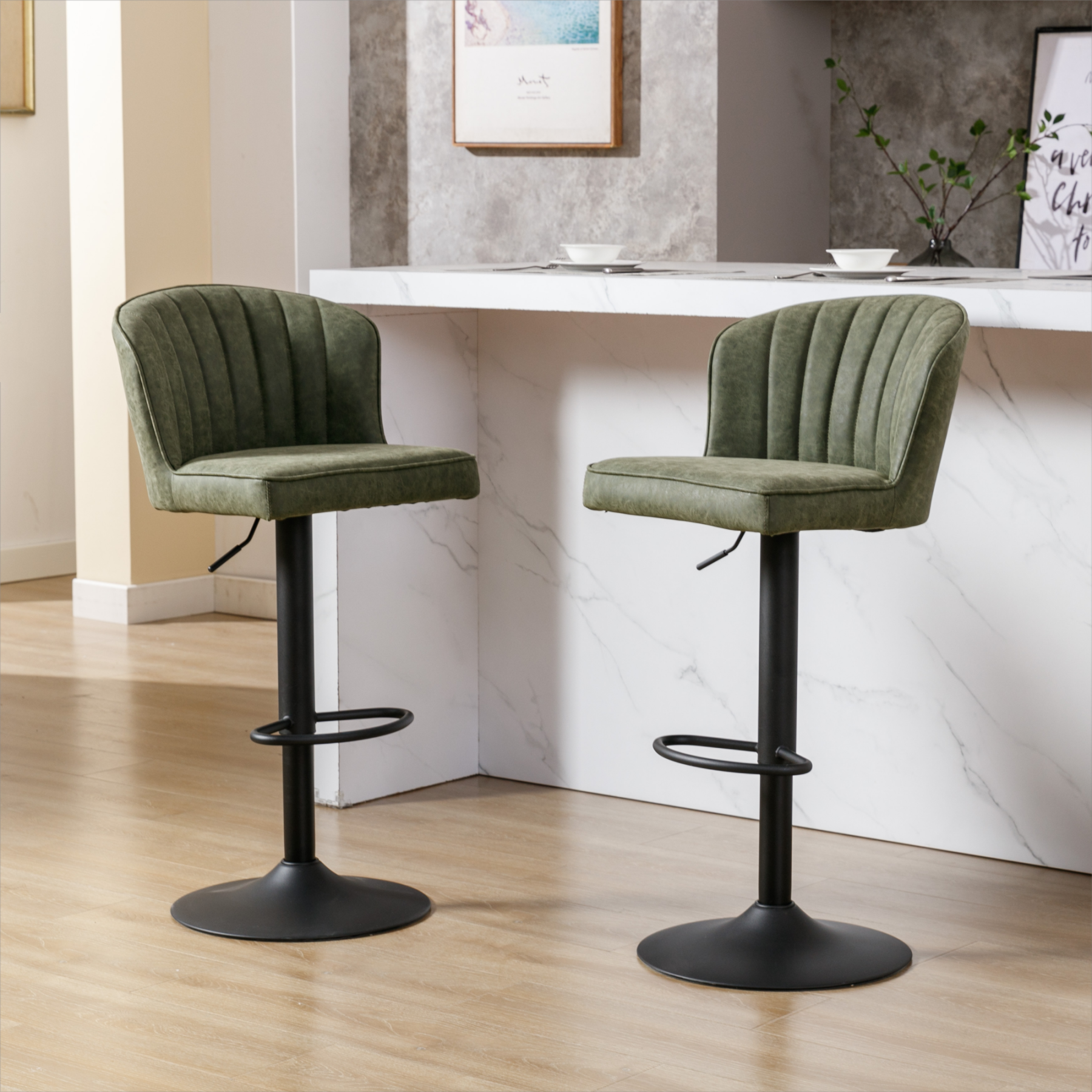 Cameo Counter & Bar Stools (Set of 4)
