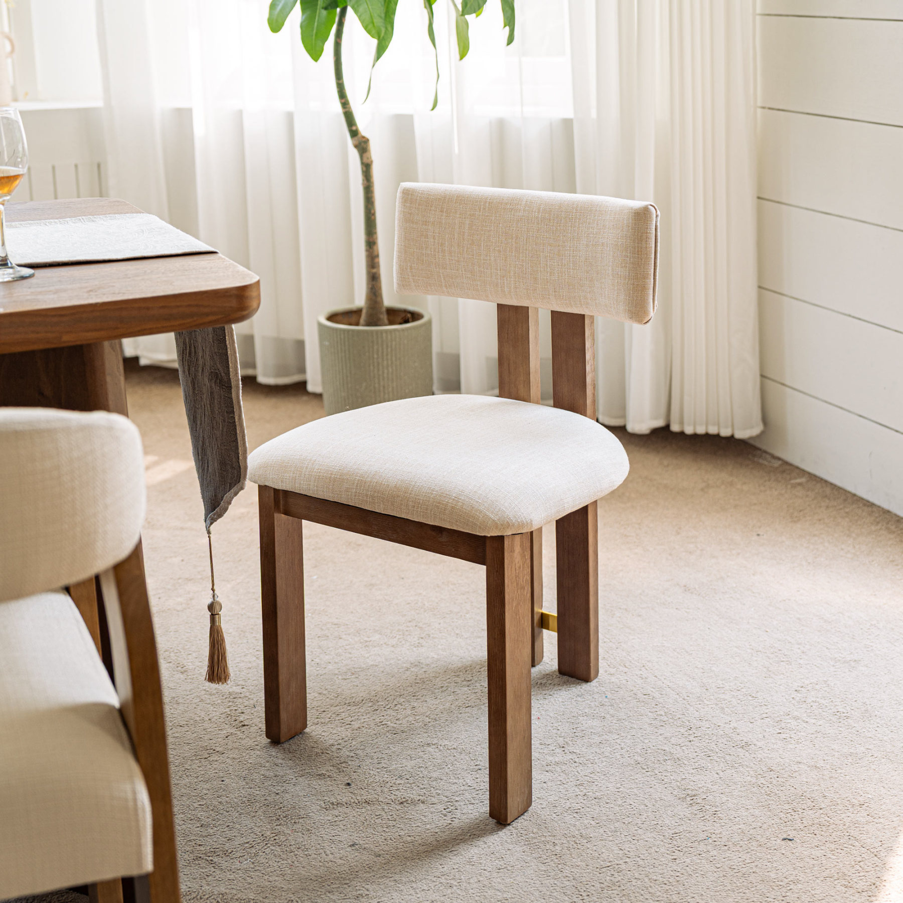 Cross Dining Table Set For 4-6