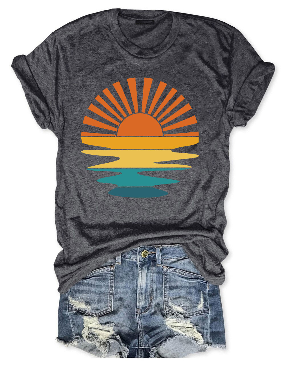 Retro Sunset Rays Wavy T-shirt