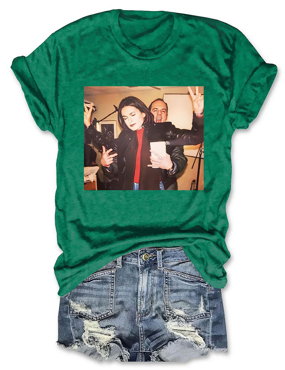 Elliot Stabler And Olivia Benson T-Shirt