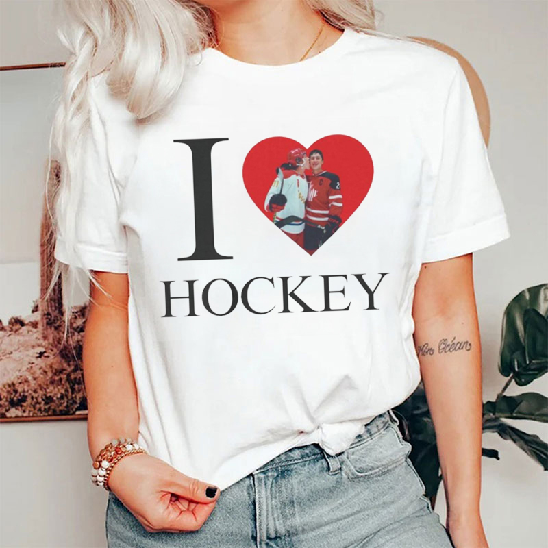 I Love Hockey Romance Fans T-shirt