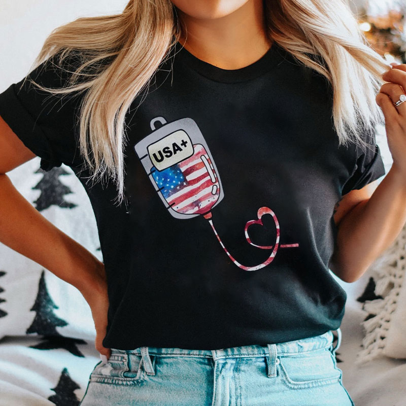 Blood Type USA 4th July Nurse Patriotic Blood Bank Lab Tech Nurse T-Shirt